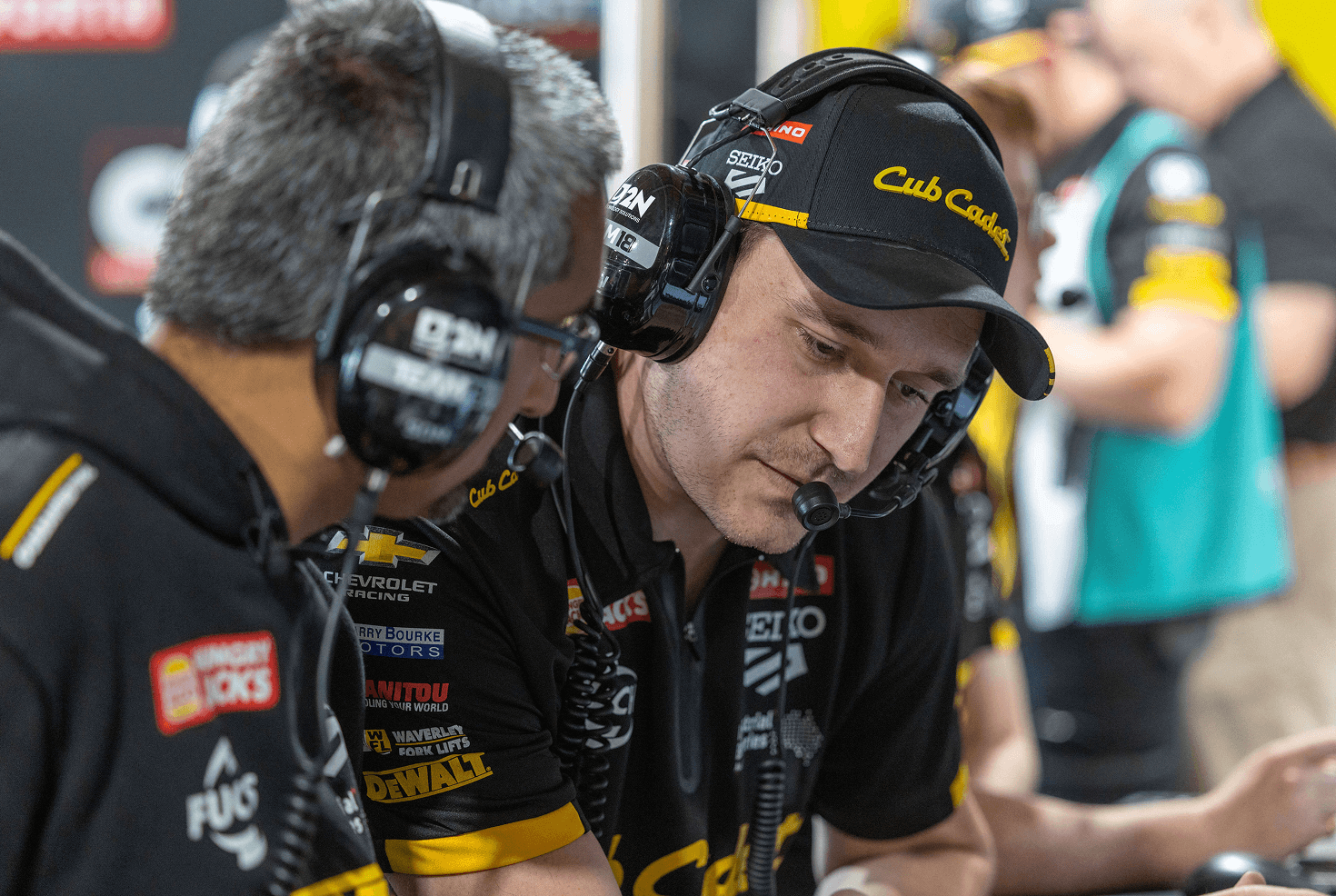 Supercars Team 18 Expands Its Communications Capability with D2N