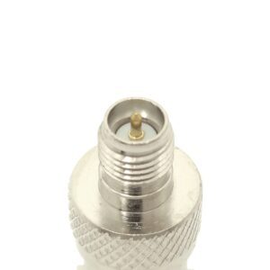 D2N Female BNC to Female SMA (Reverse polarity) Adaptor